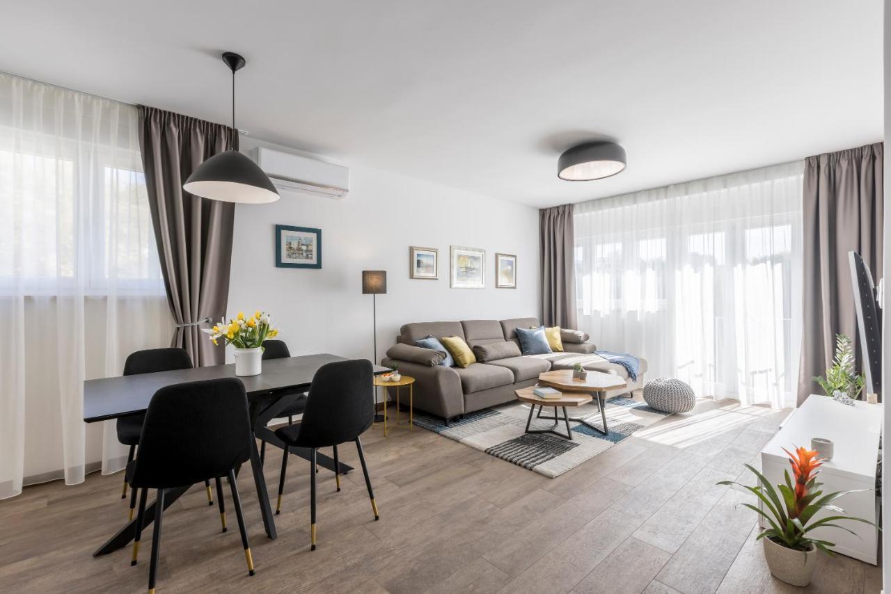 Domus Mea Apartment Спліт Екстер'єр фото