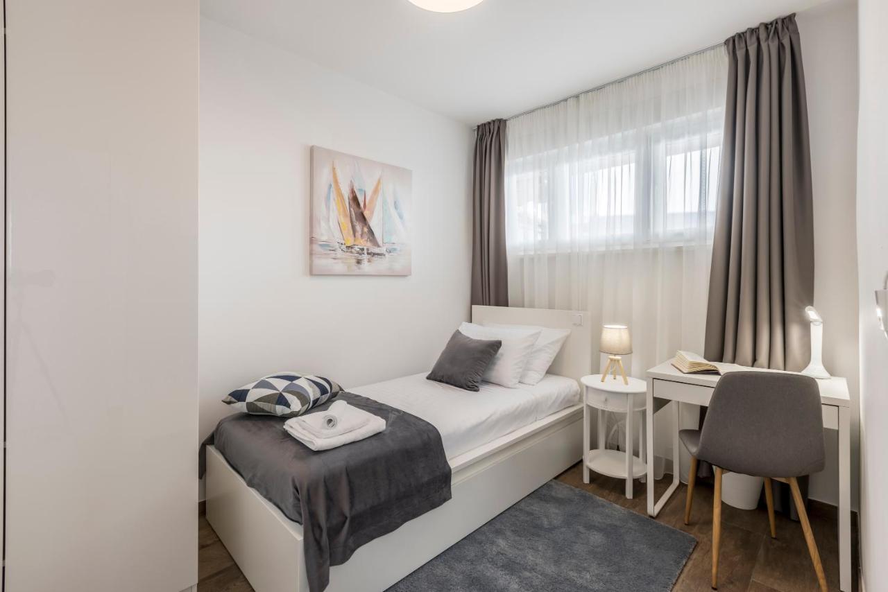 Domus Mea Apartment Спліт Екстер'єр фото