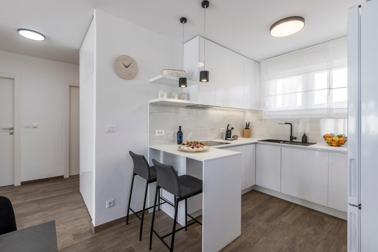 Domus Mea Apartment Спліт Екстер'єр фото